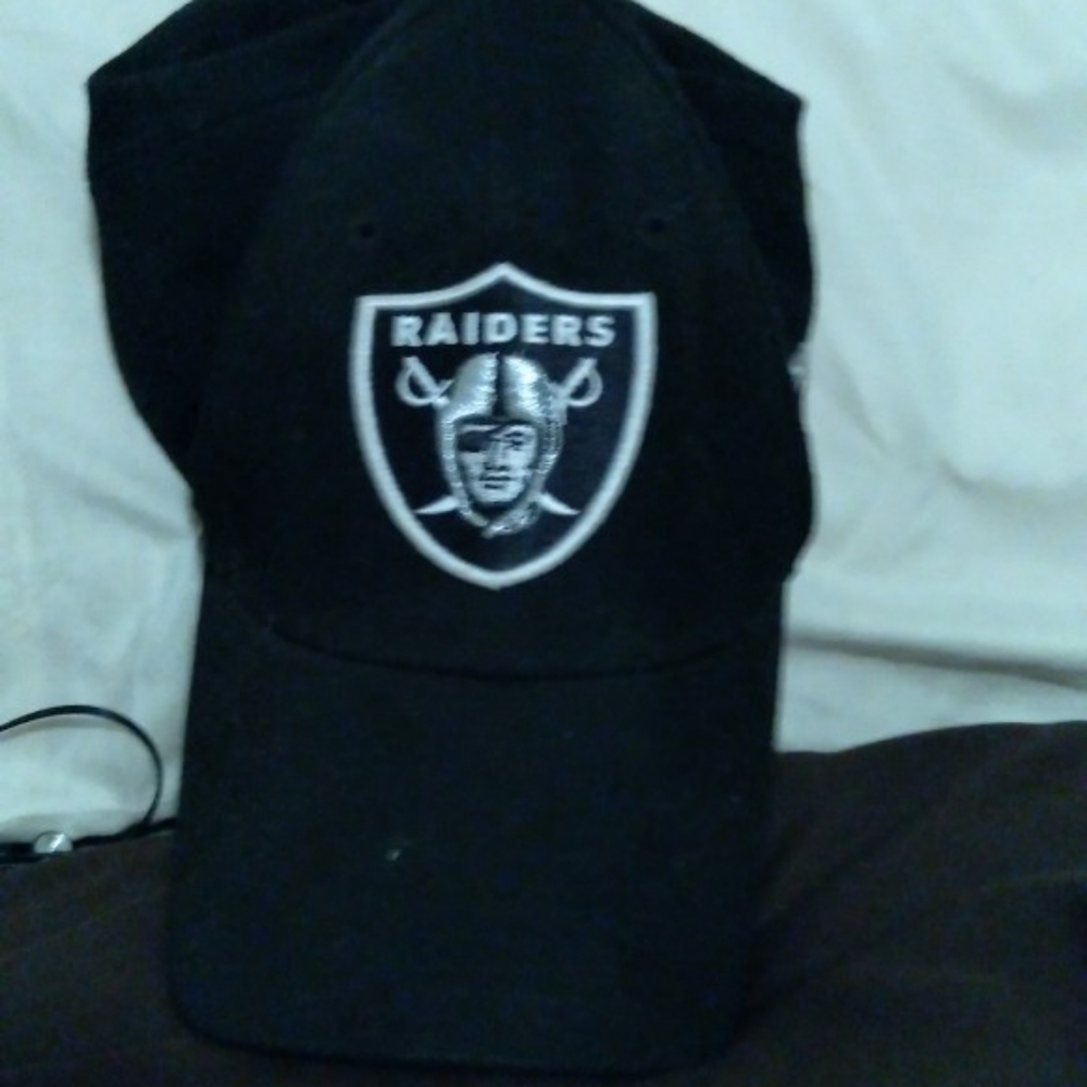 Hat - Picture 2 of 2